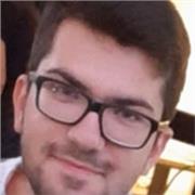 Studente di ingegneria impartisce lezioni di matematica/fisica a studenti di liceo (nel caso anche di scuole medie)